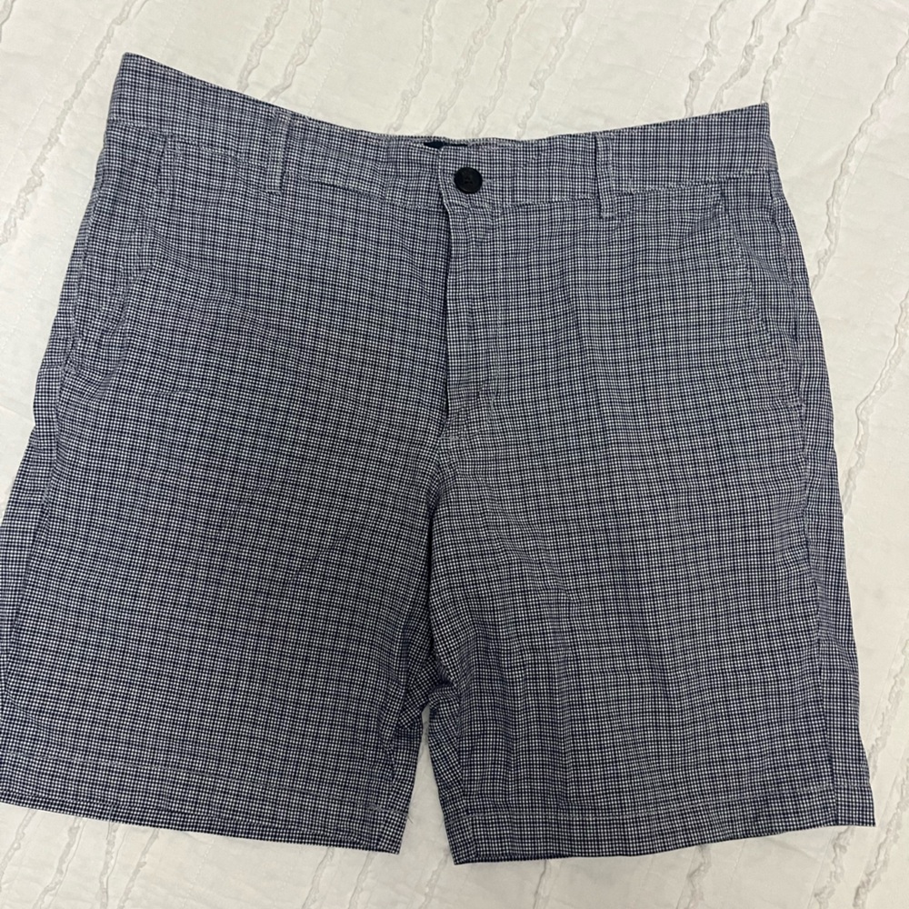 Ben Sherman Men's Black and White Patterned Shorts